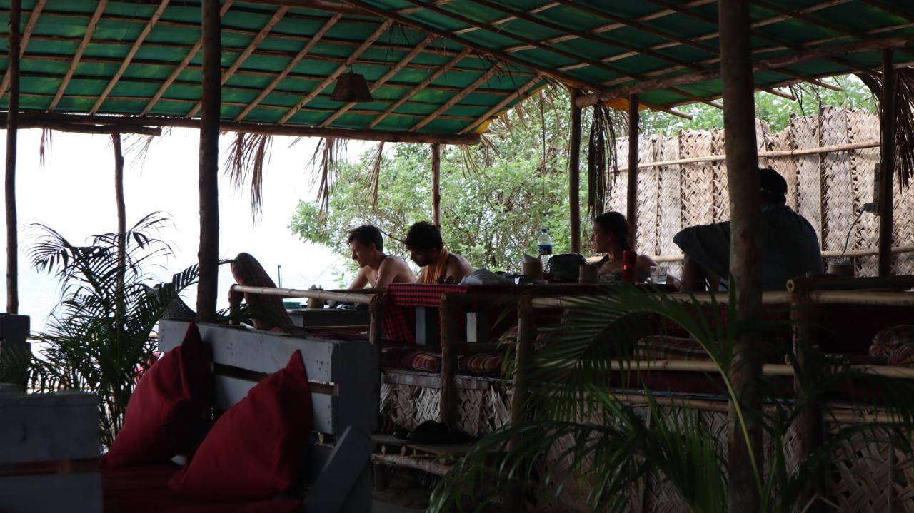 Lost Monk Beach Cottage Arambol Luaran gambar